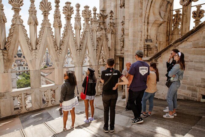 Small Group Milan Cathedral and Terraces Tour with Skip-the-line - Meeting point and how the tour stays on track