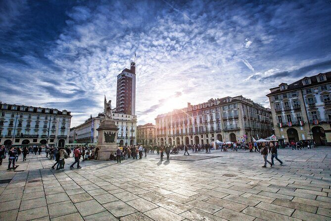 Turin Full-Day guided tour. Departure from Milan - Milan-to-Turin timing, meeting points, and why traffic matters